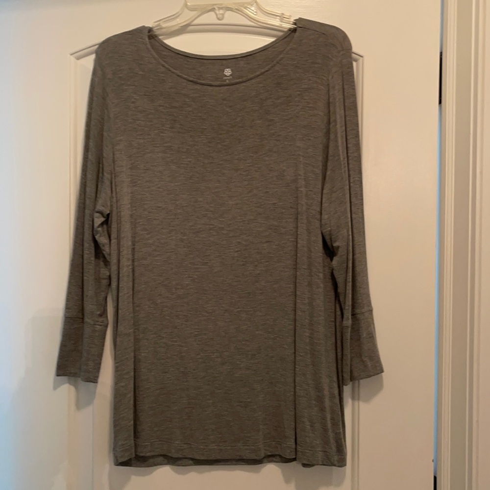 Peach Athleisure Wear Grey Model top